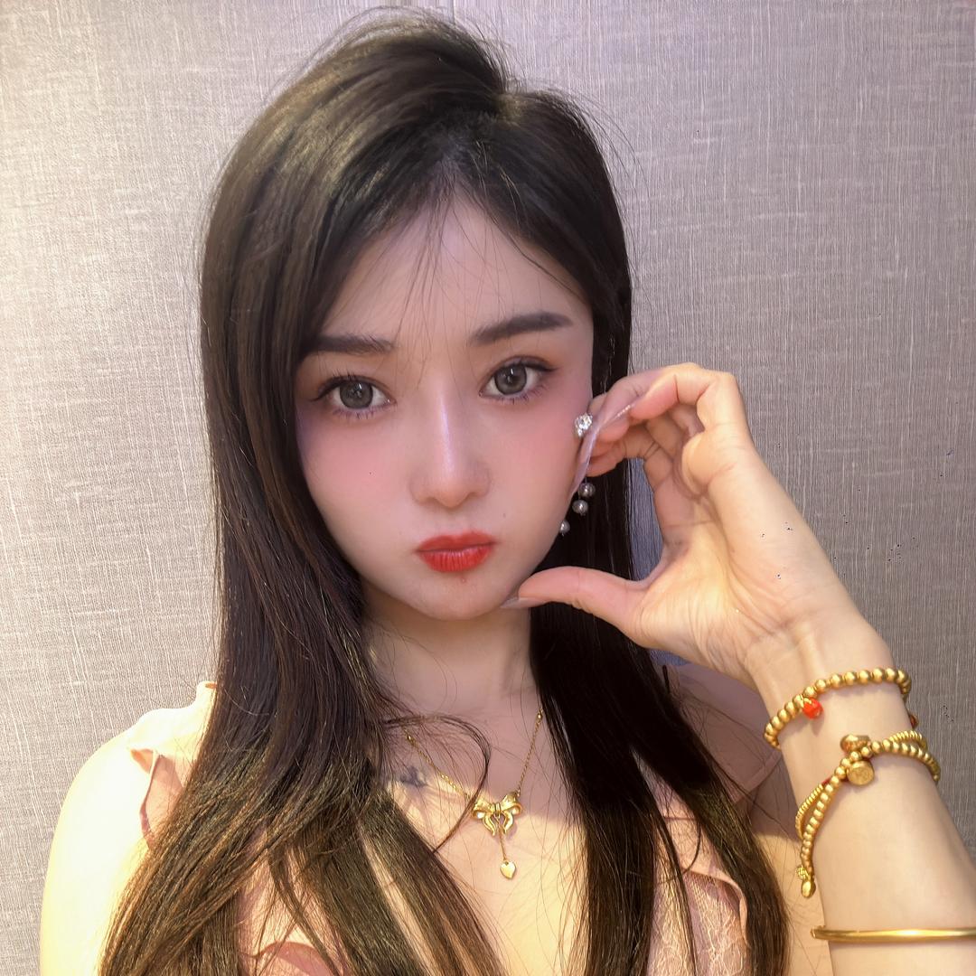 黄金小猫猫🧚🏻‍♀️