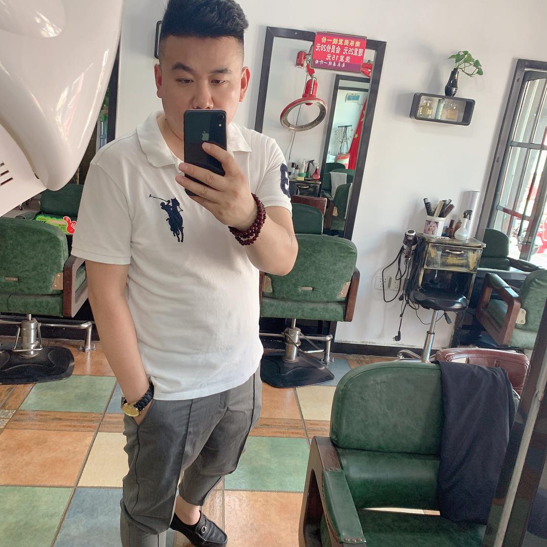 南乐县标榜美发店