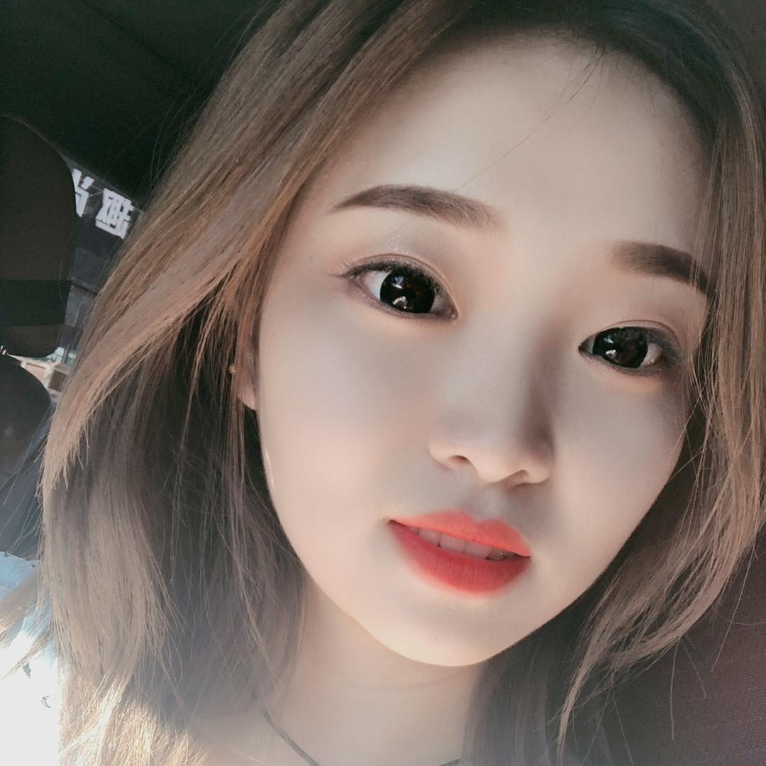 冰糖葫  芦女士🍡