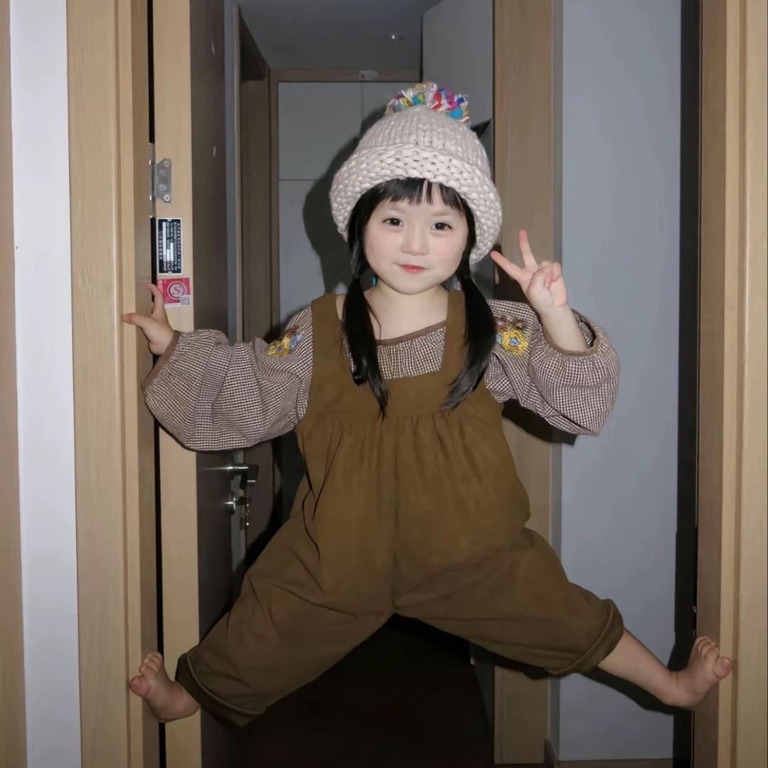 一袁不够花.