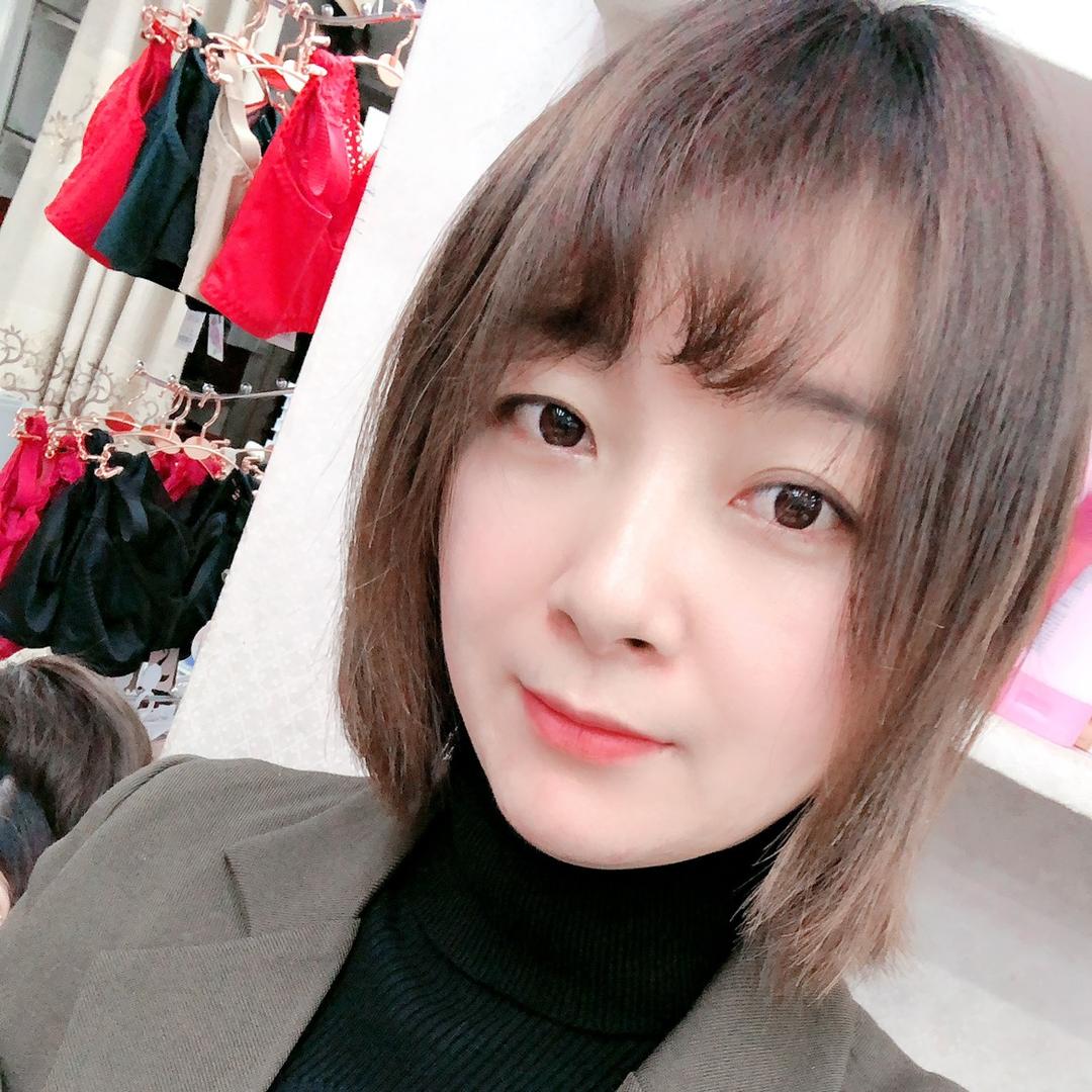 蝶依女装店（拒绝连赞）