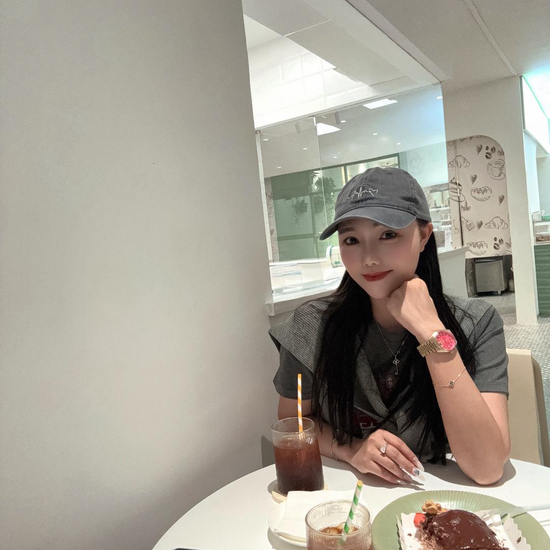小V姐