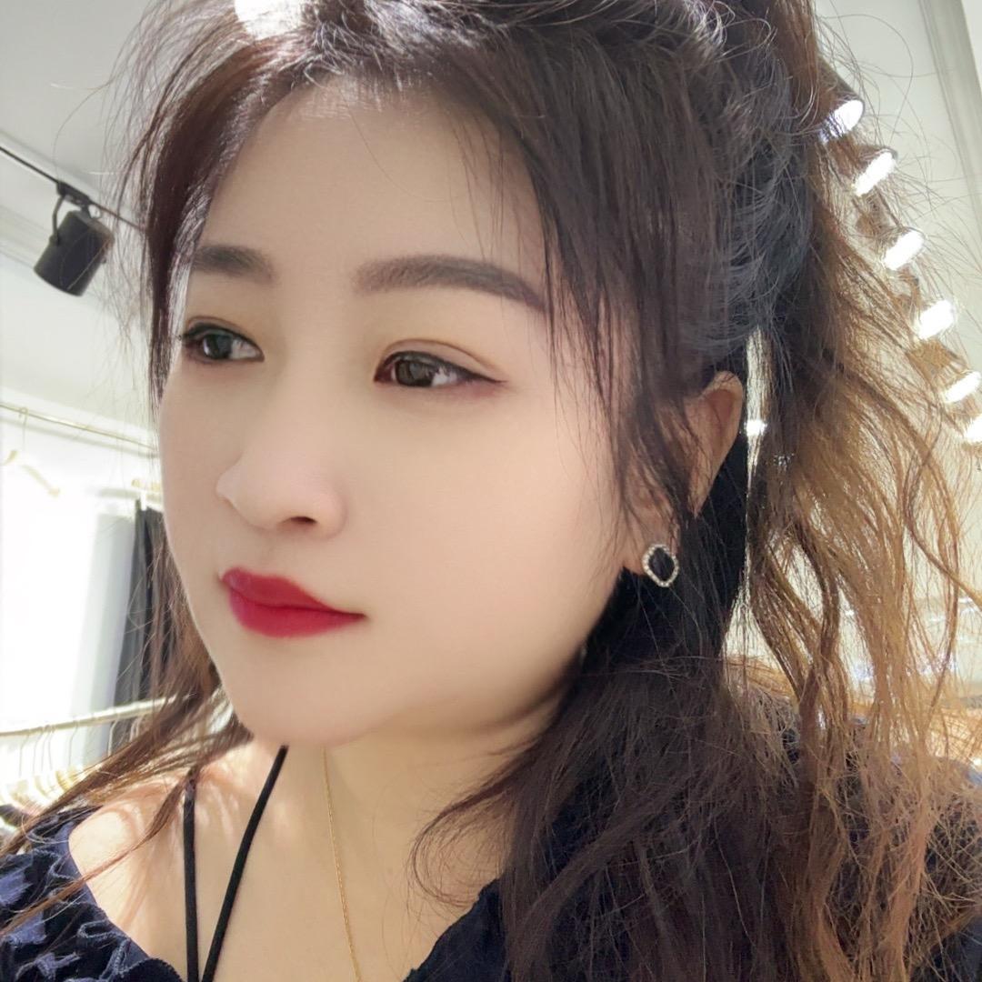 依姿轩女装👚