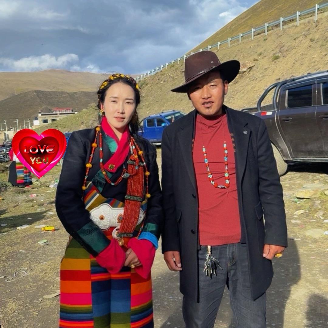 《萨迦》米片夫妻