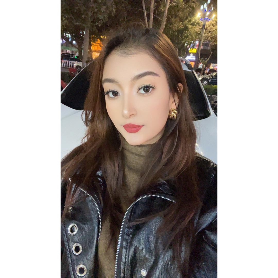 Amannisaa服装本人👗