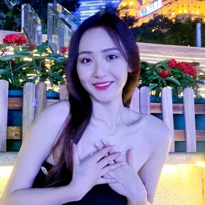 绮美穿搭