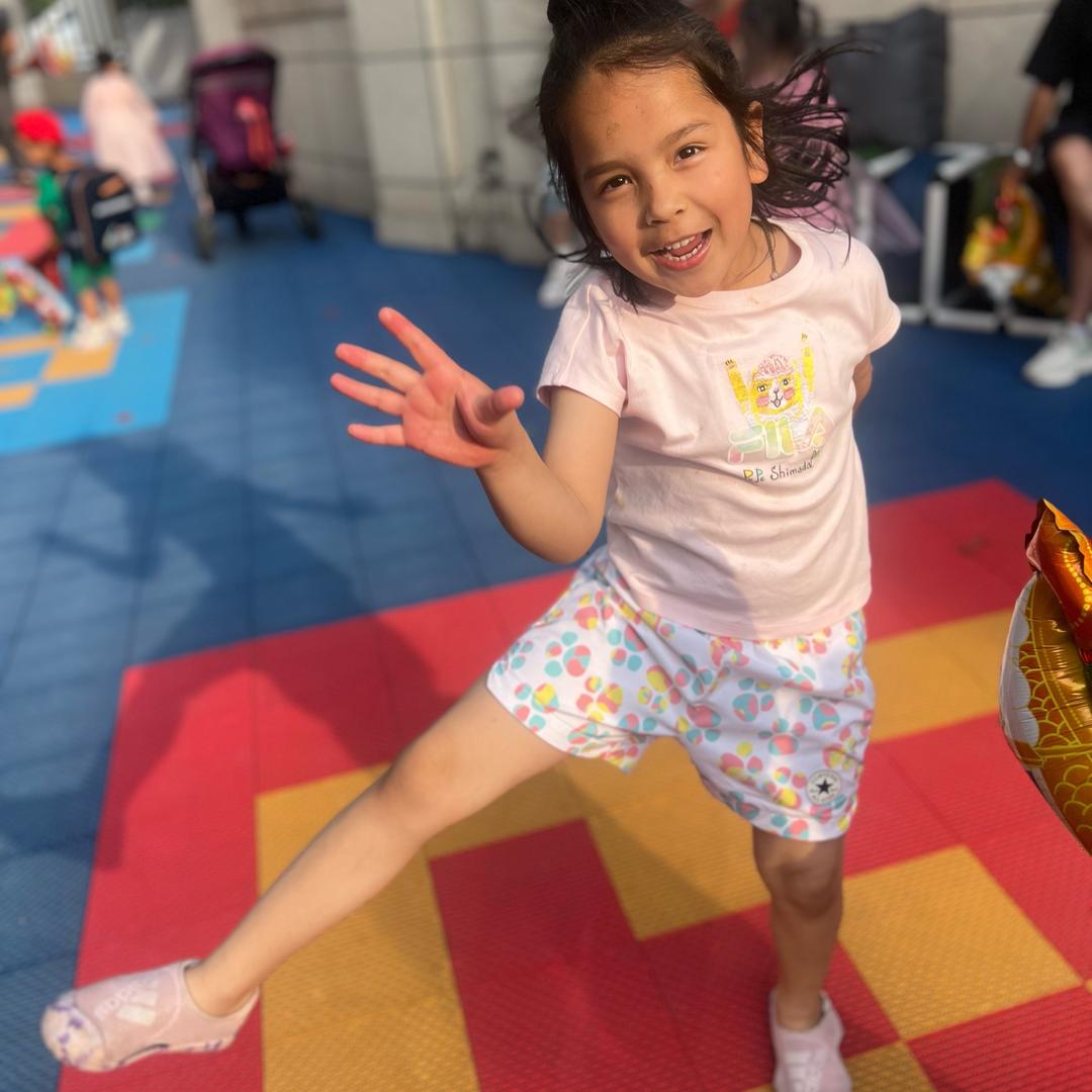 小巴铁盛哈尼亚