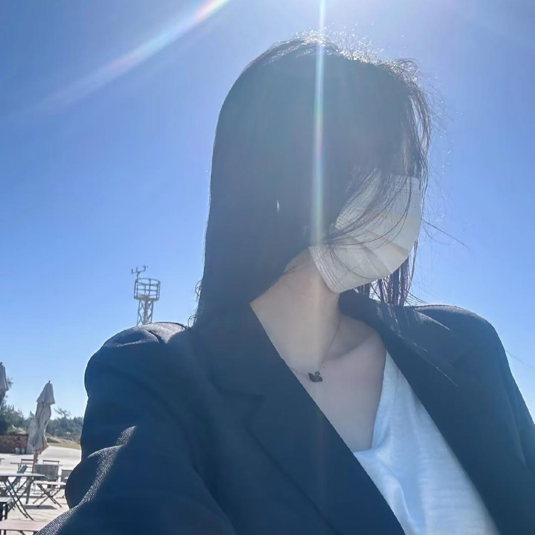 一颗大杨梅🤓