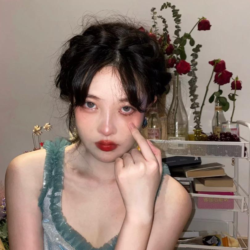 睡大觉. -