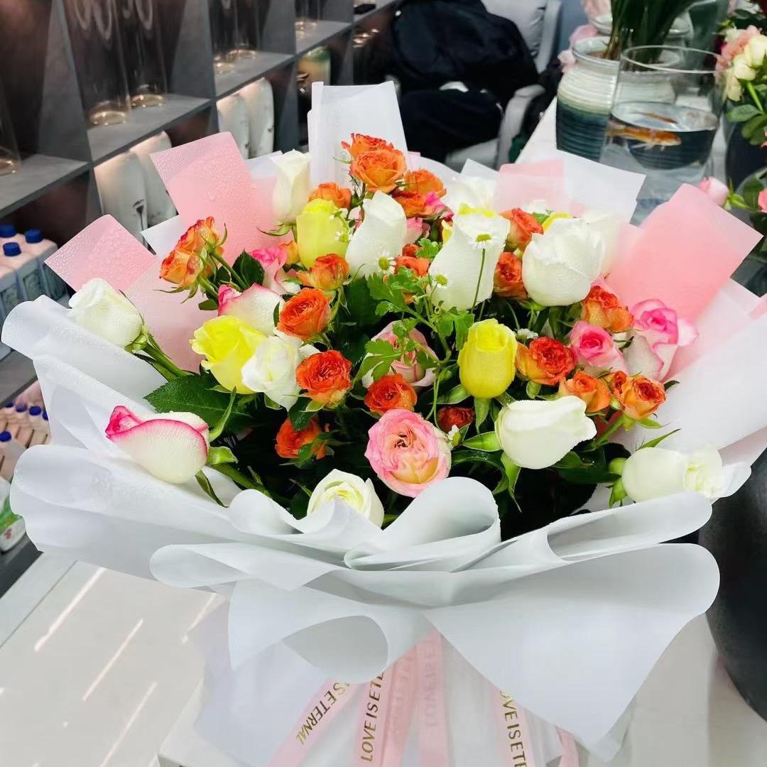 奢漫花田鲜花💐气球工作室