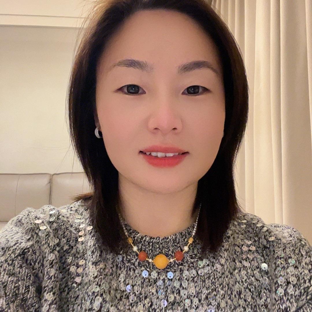 嗨  ~ 小敏呀