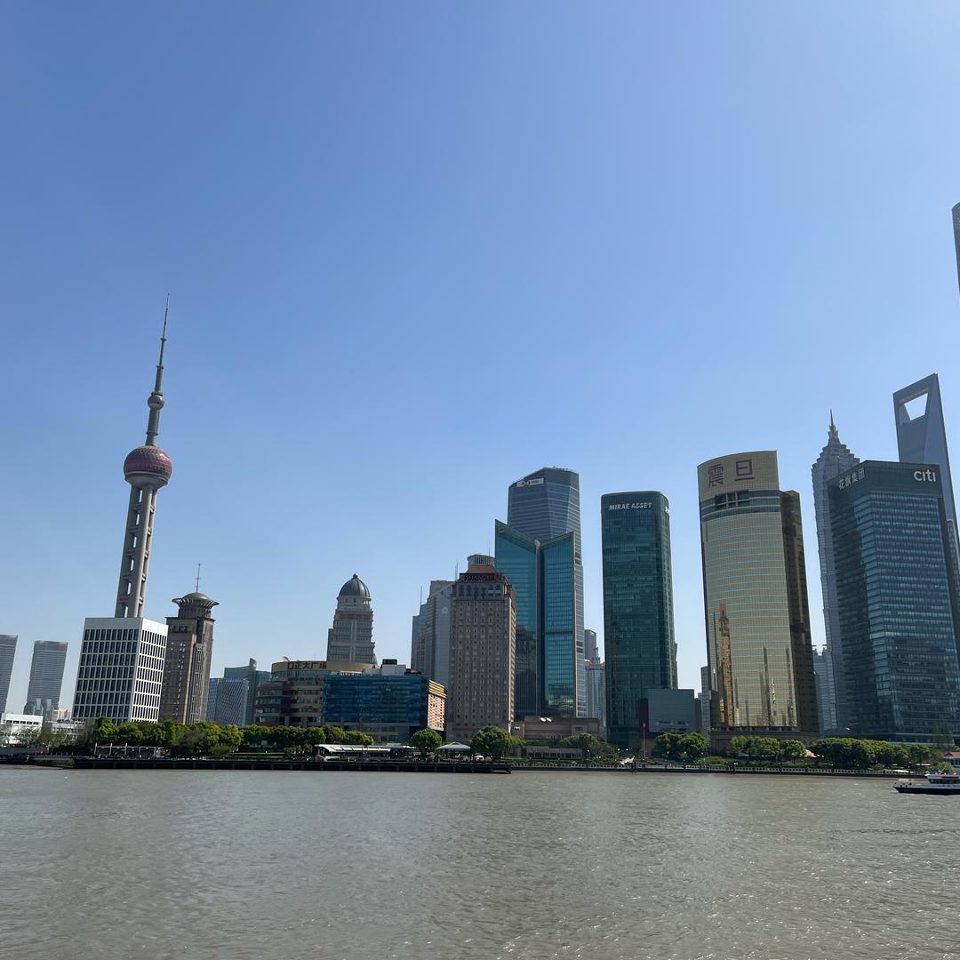 岚昕
