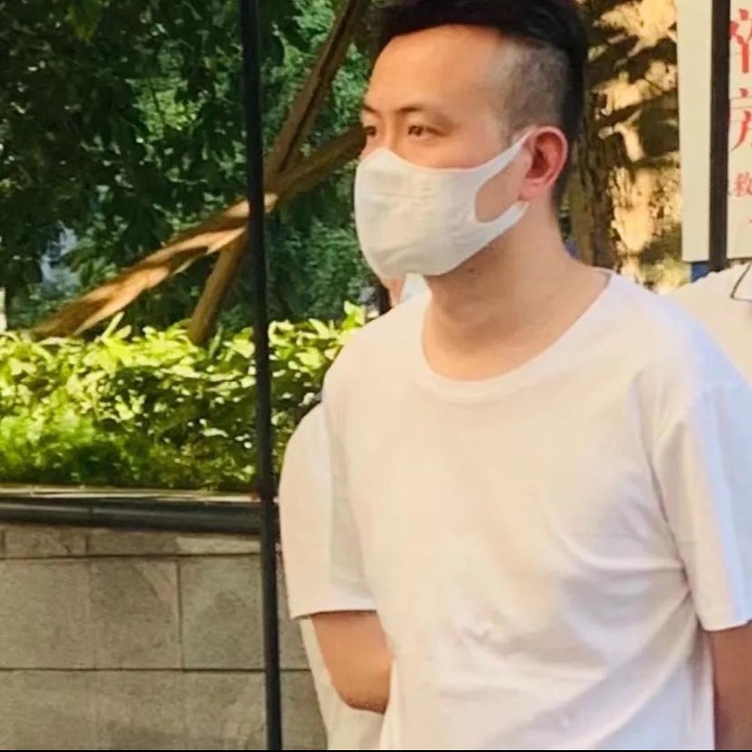 又摘桃花换酒钱