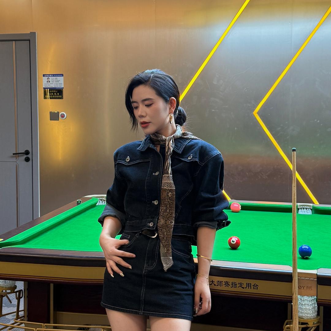 开封谜精品女装穿搭号