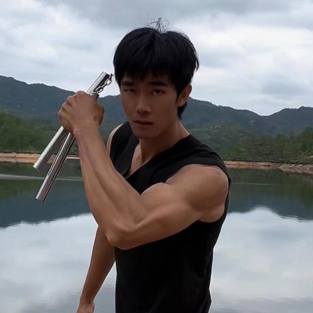 小炜