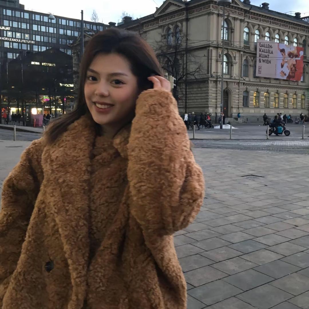 一个达不⑥女士