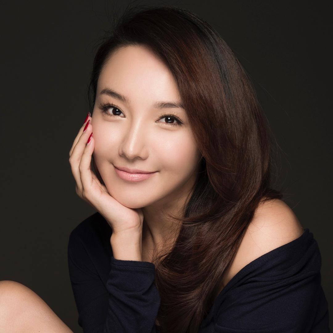 演员杜薇
