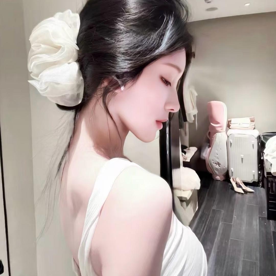 小露ಣ