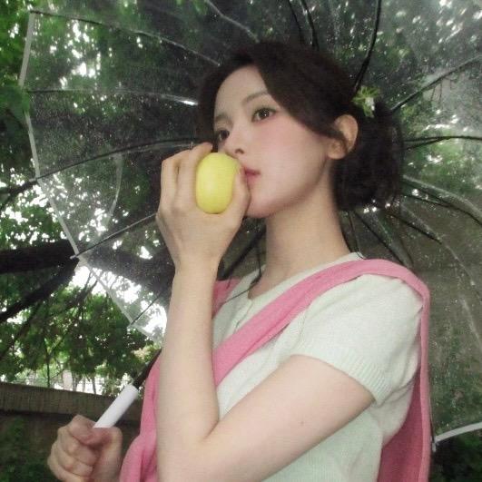 爱吃小熊饼干