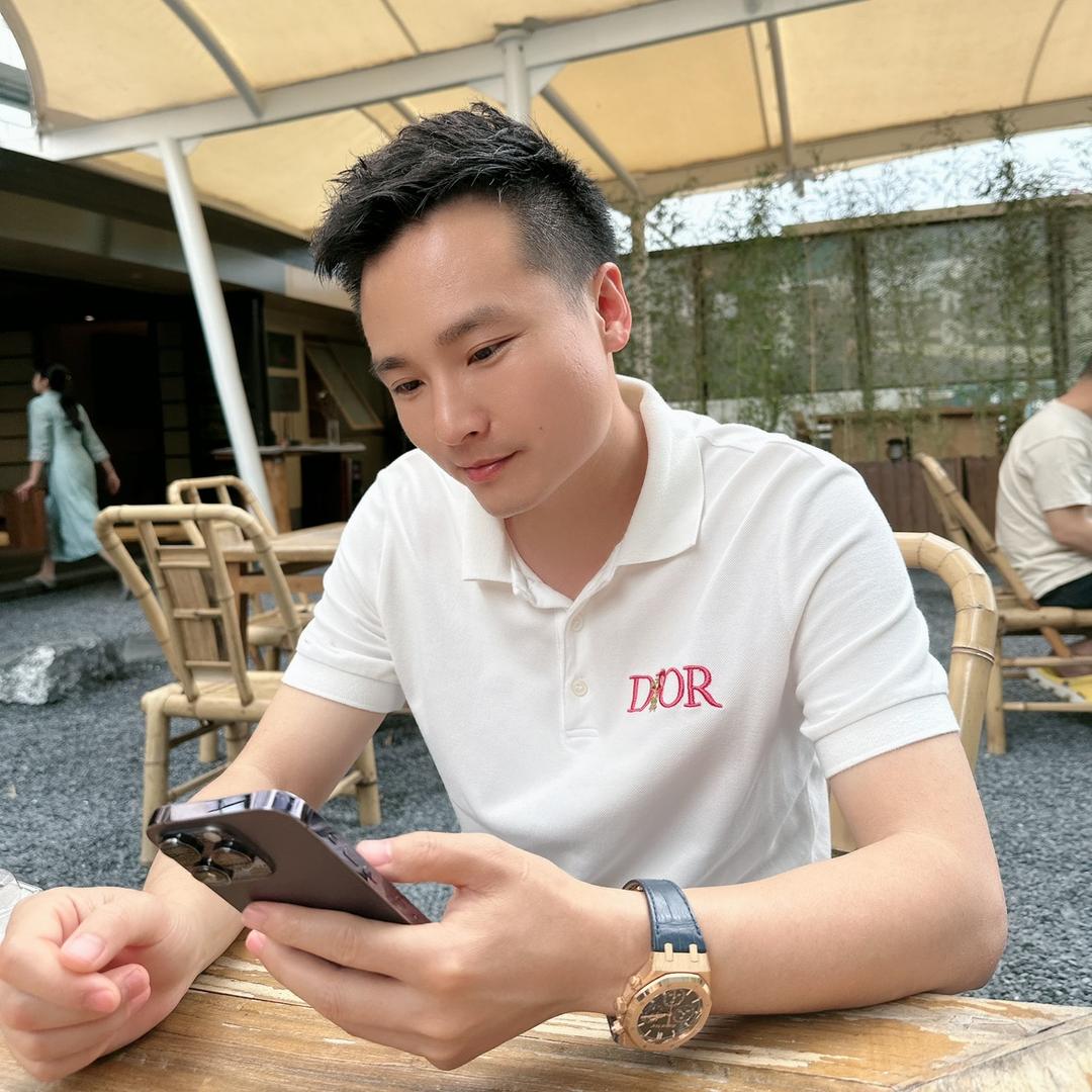 深圳鑫聚名车