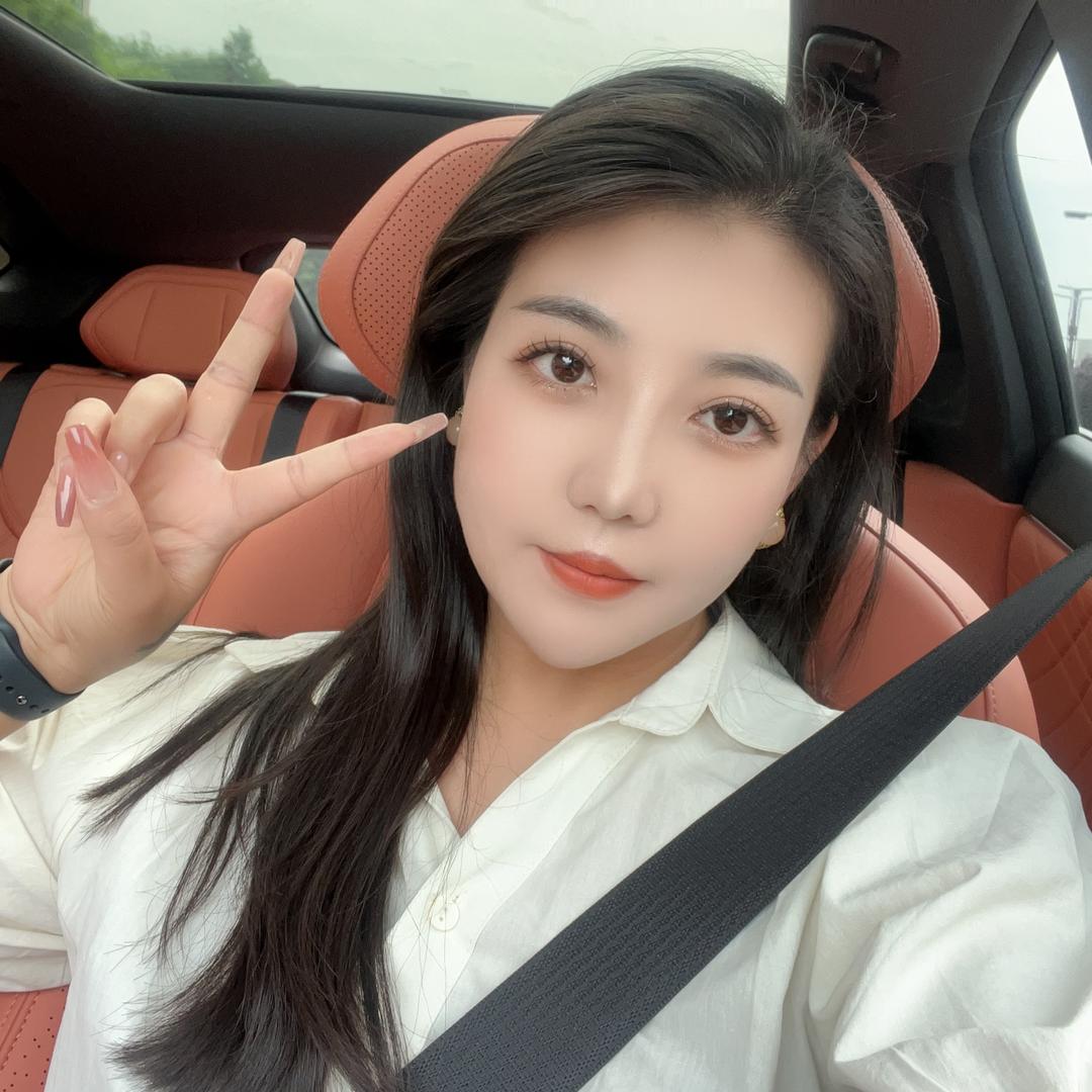 健身教练依依(减脂ing)