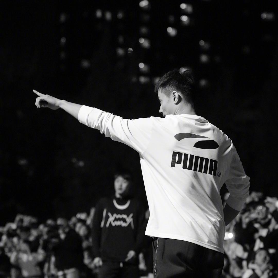 03.