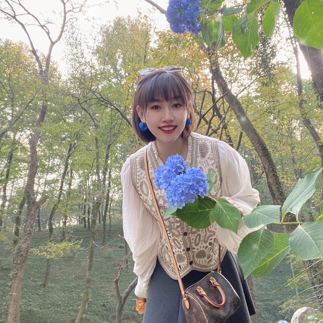 是小芳呀～