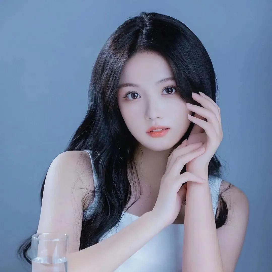 梅子喜欢吃梅子