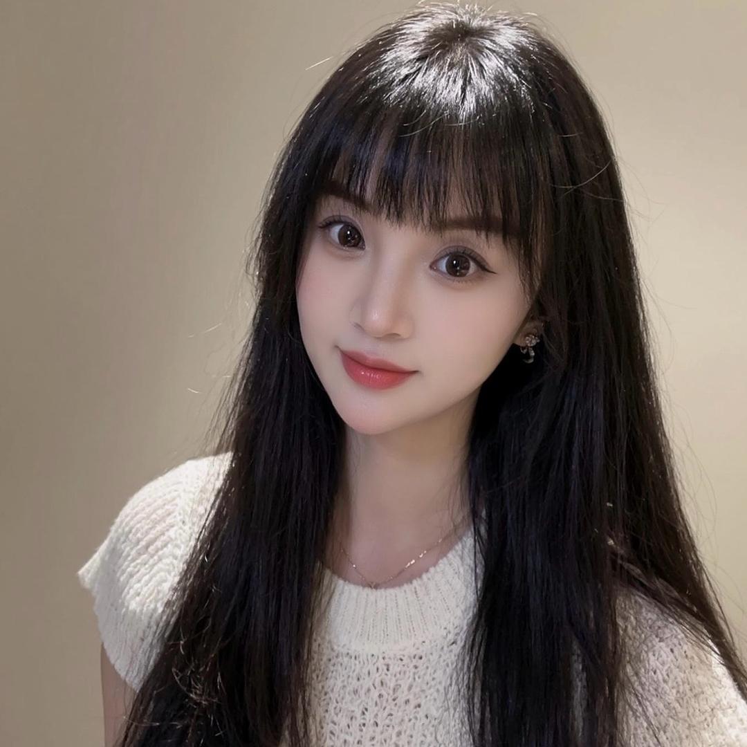 Lyuan.