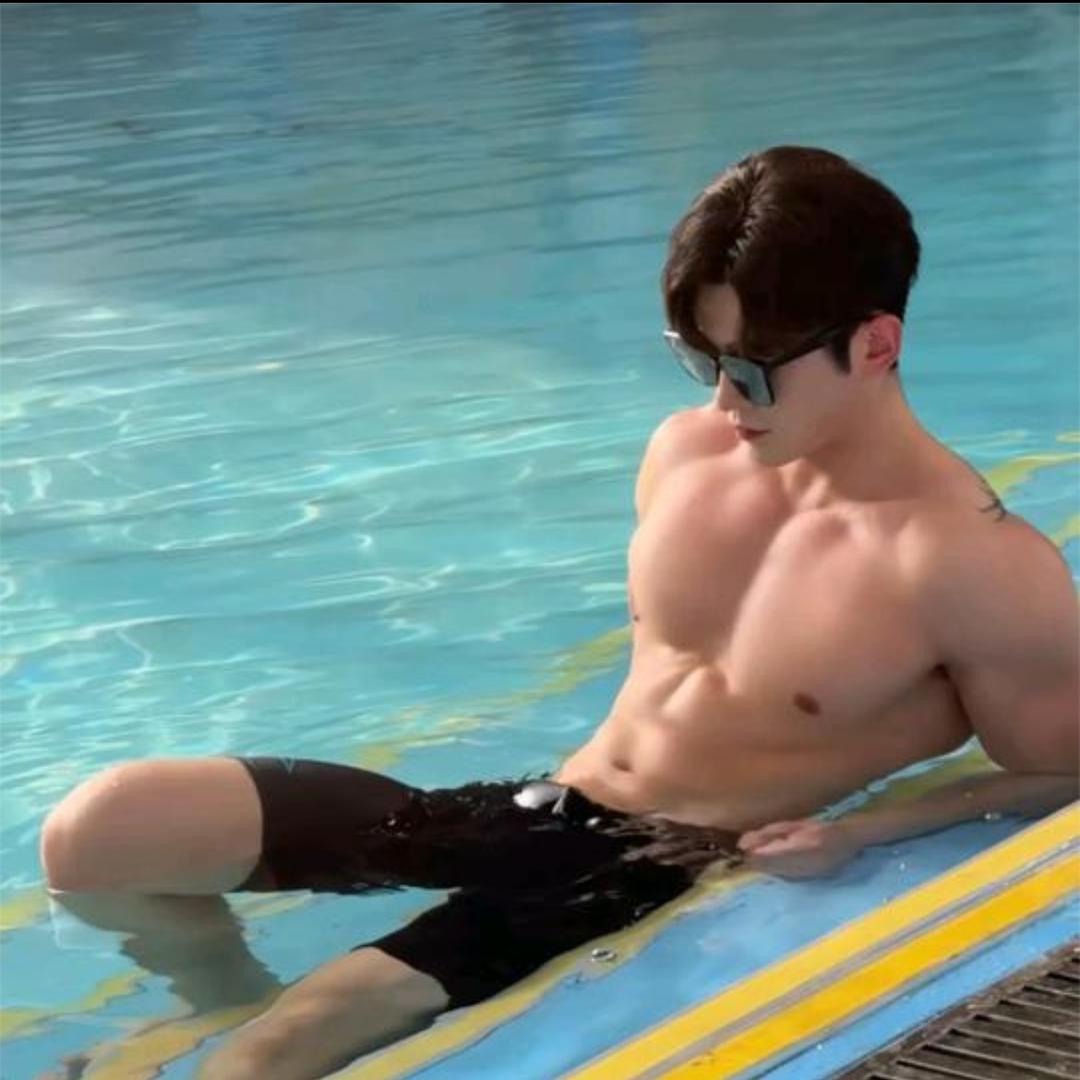 克里斯带你吃喝玩乐