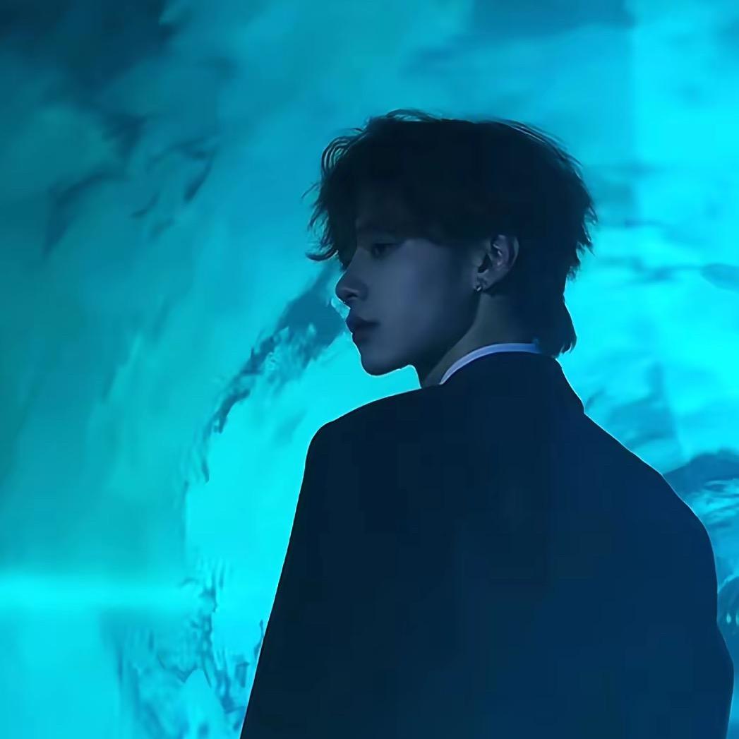帆.