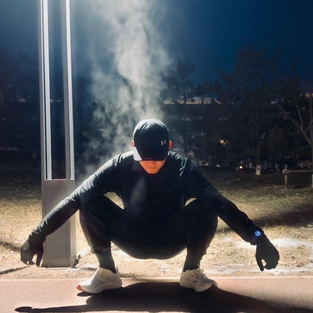 月球老哥RUN
