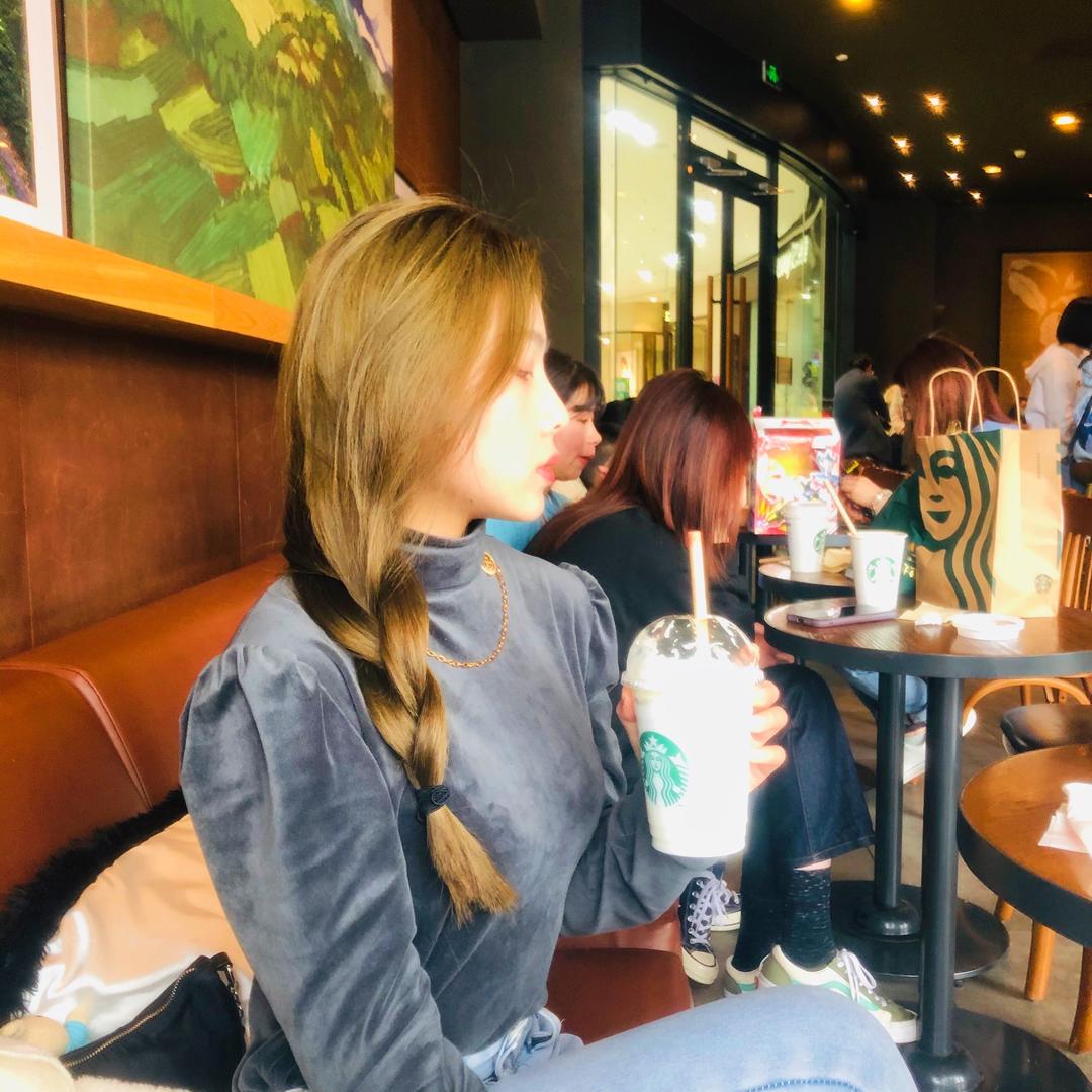 两小只的麻麻咪