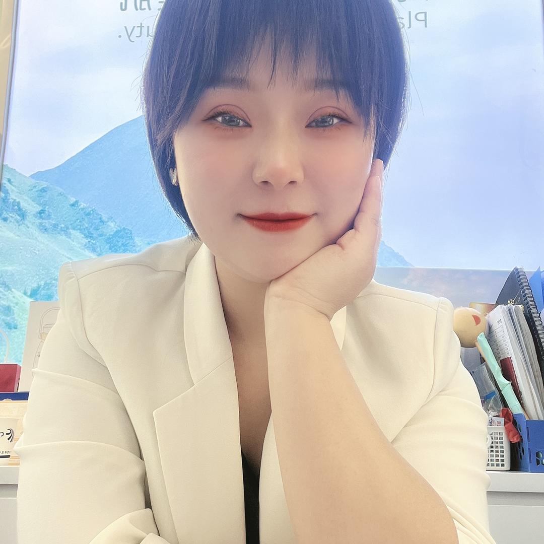 璐璐呀