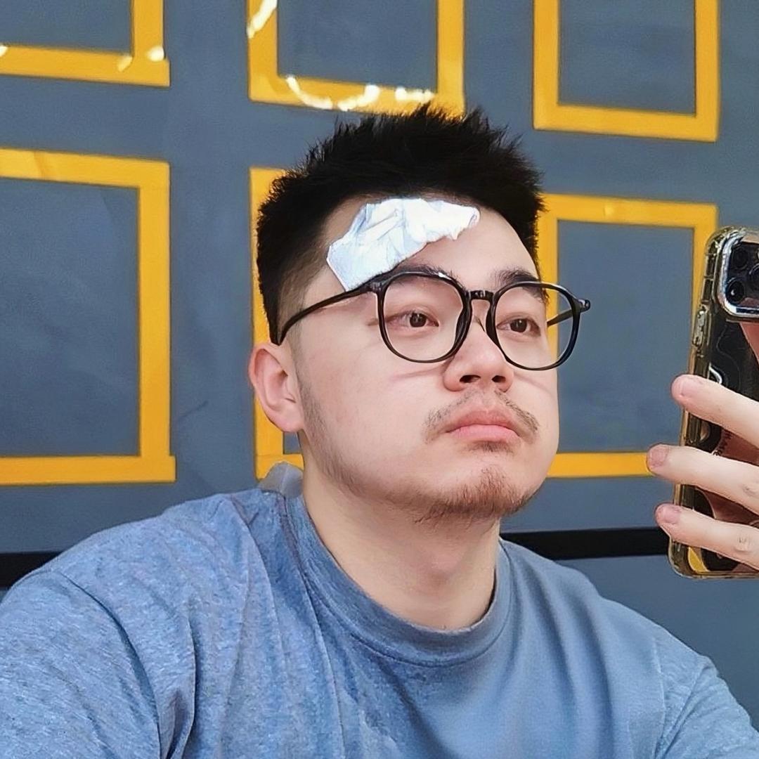 阿闹~