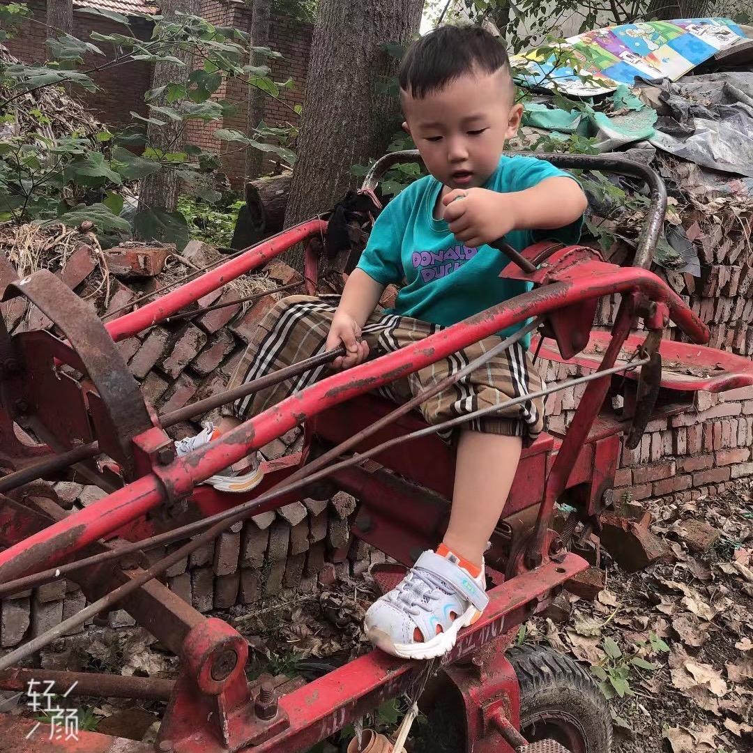 我喝酸奶从不舔瓶盖🦖