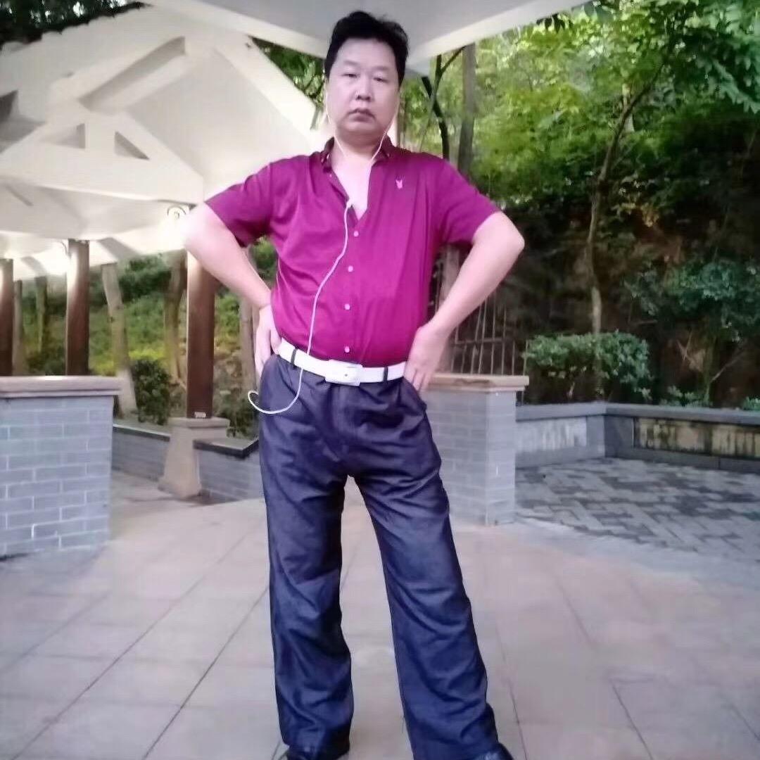 大个子美男