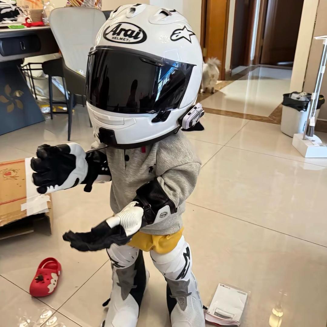 我只能慢慢的在遗憾中老去遗憾中老去