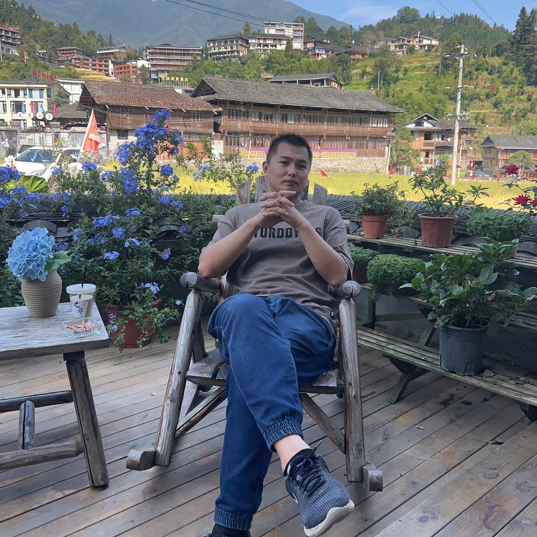 启东小何何：生活是一场旅行