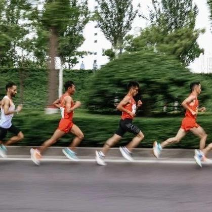 国人竞速 ₄₂.₁₉₅