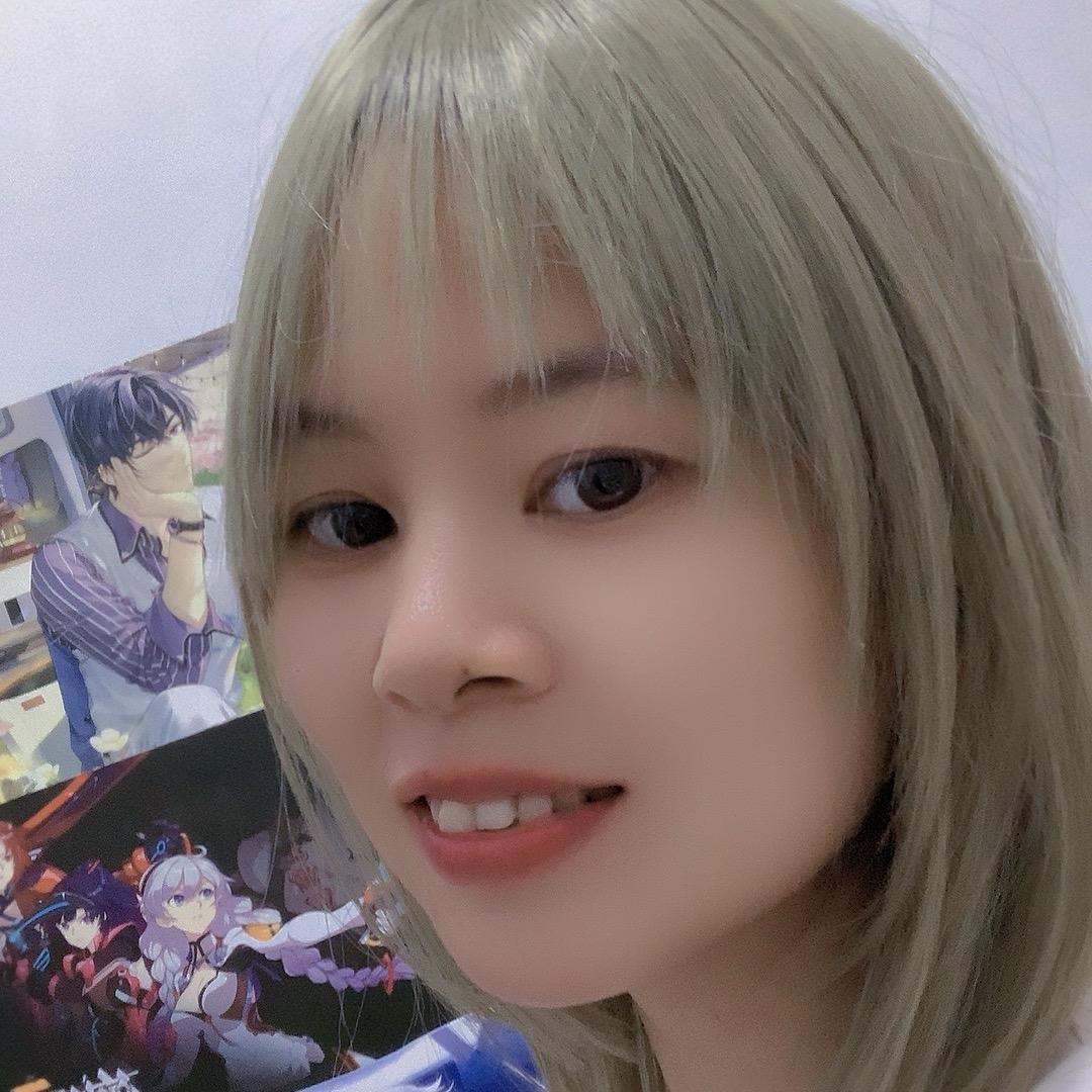 静欣