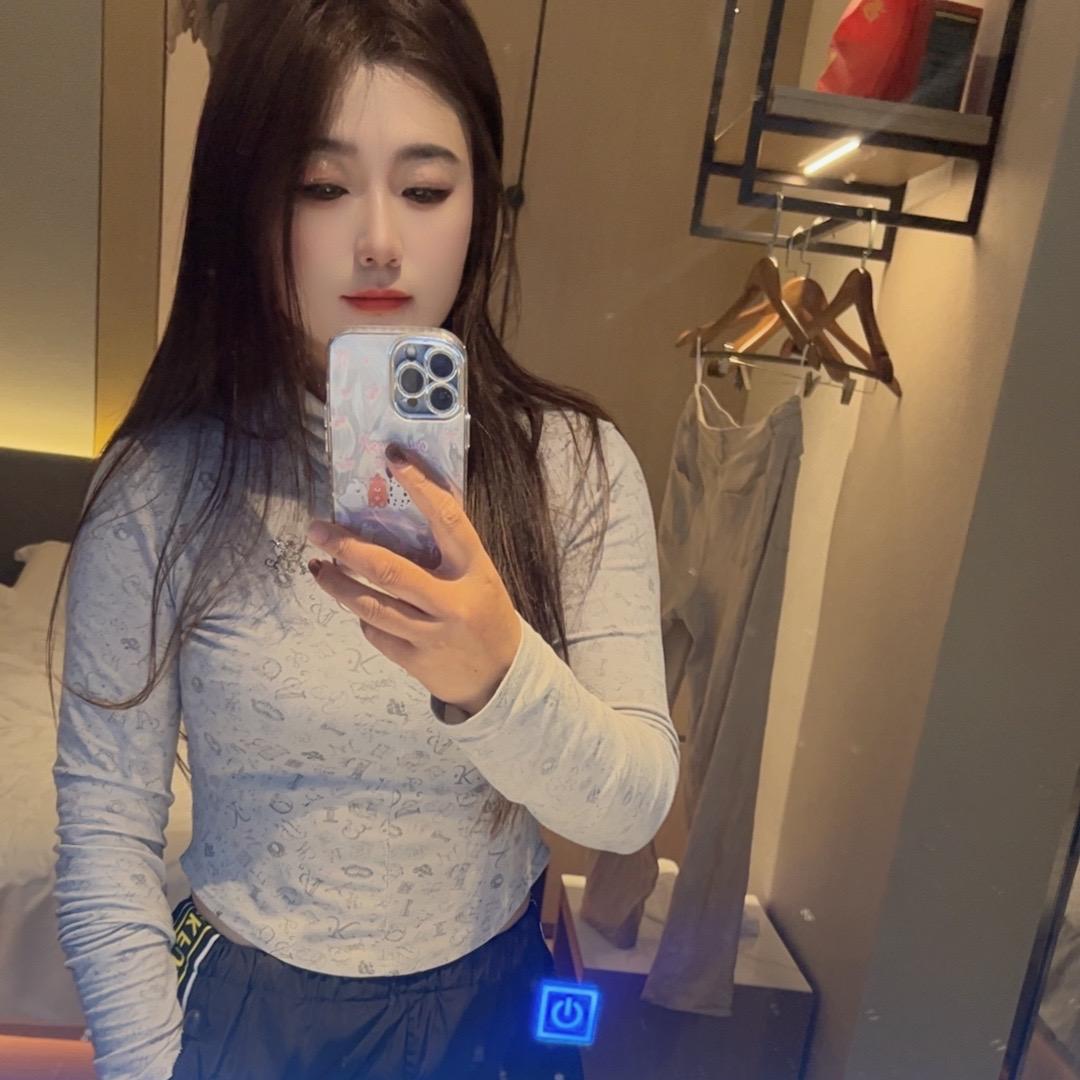 A•卡车连妞❤️