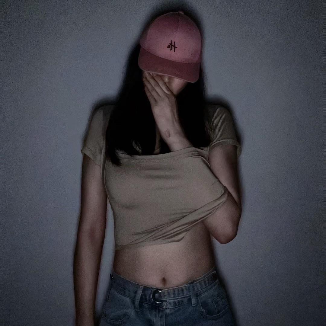 摆烂女士