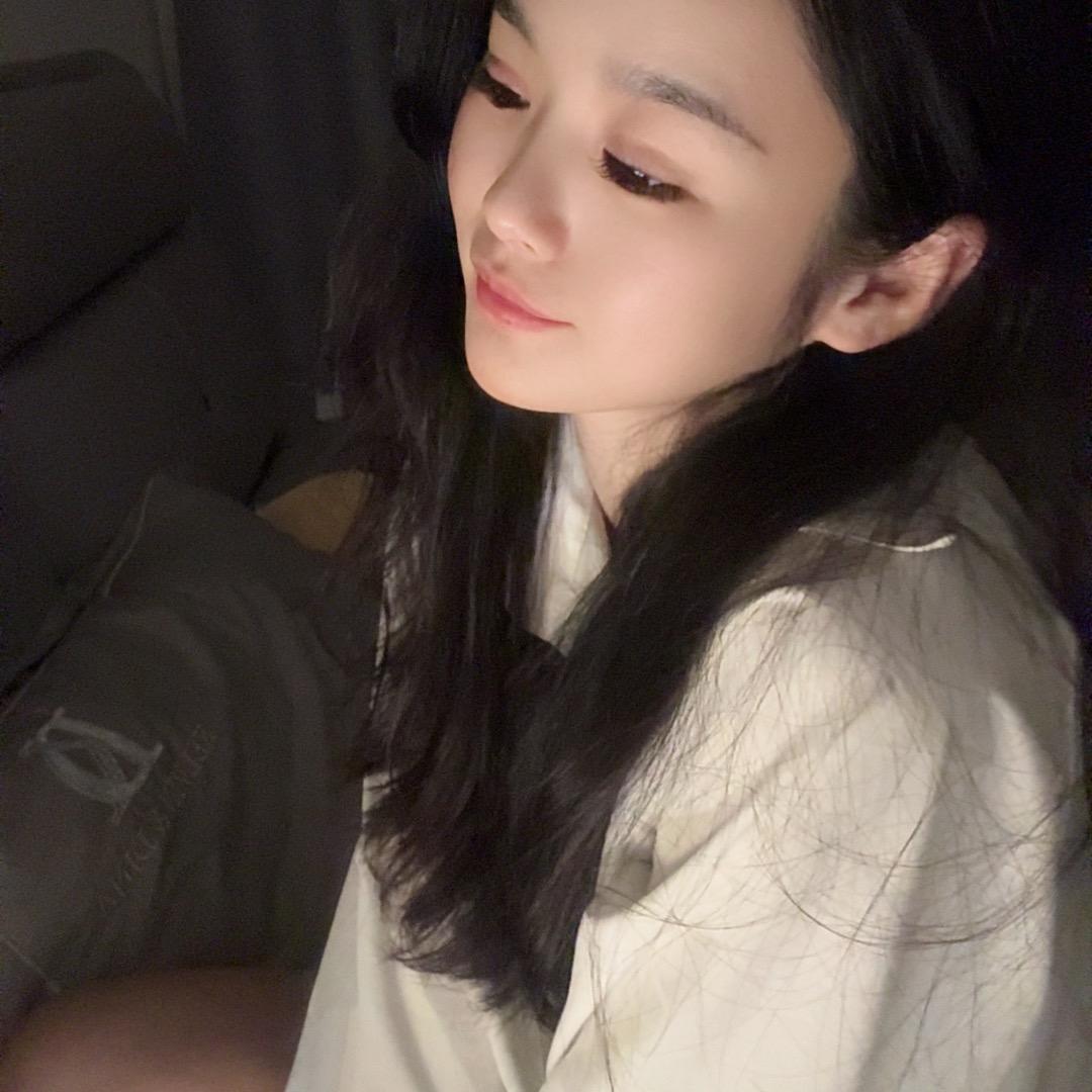 梦梦吖.