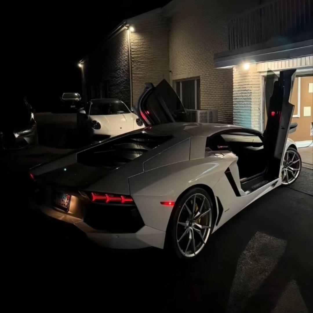 ༺ۣ༒ۣۣۖ神秘人༻