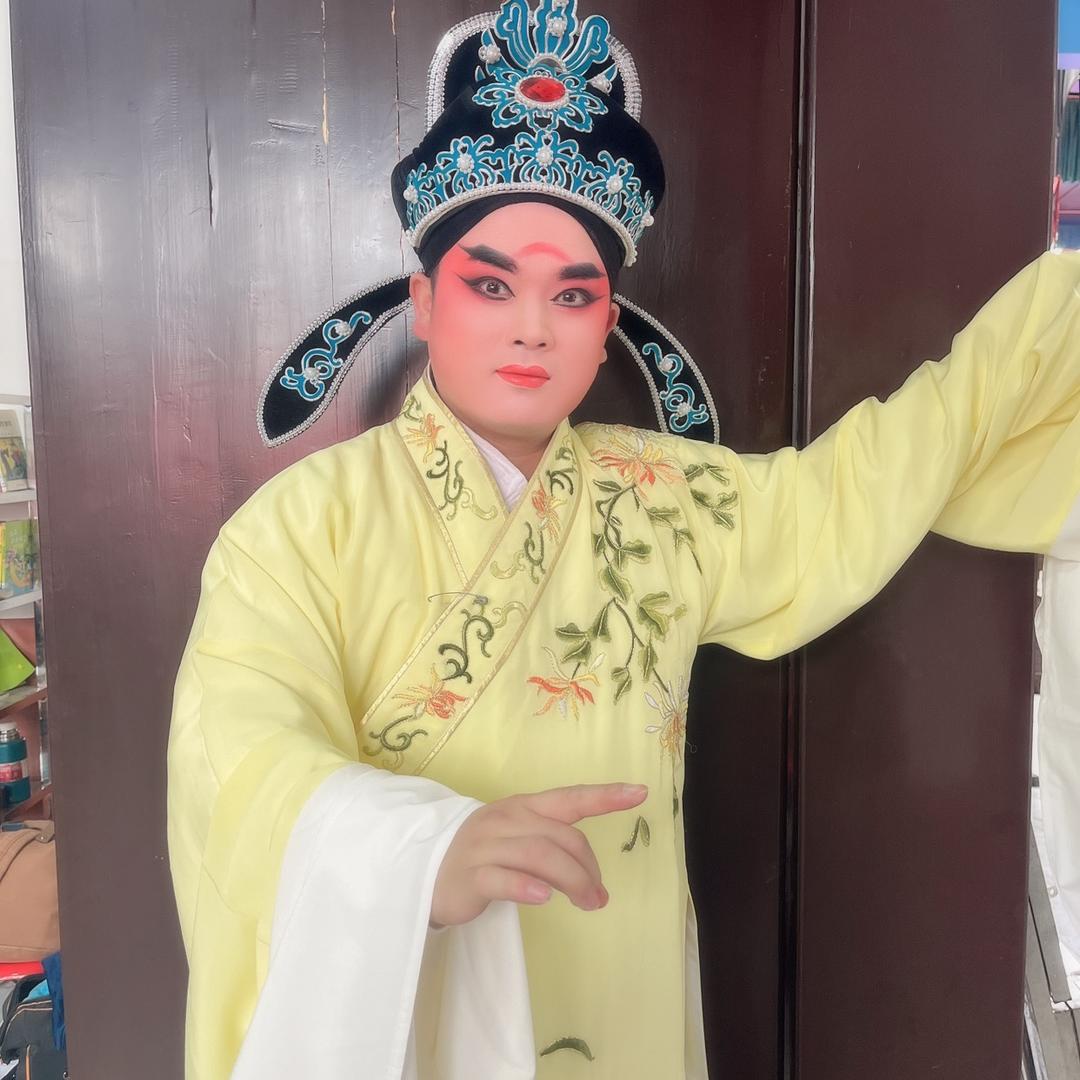 邓志彪