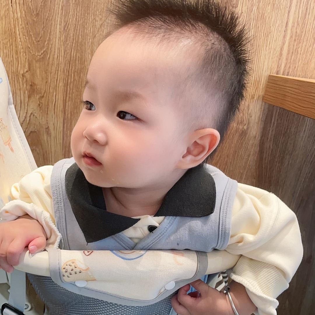 左小小佑