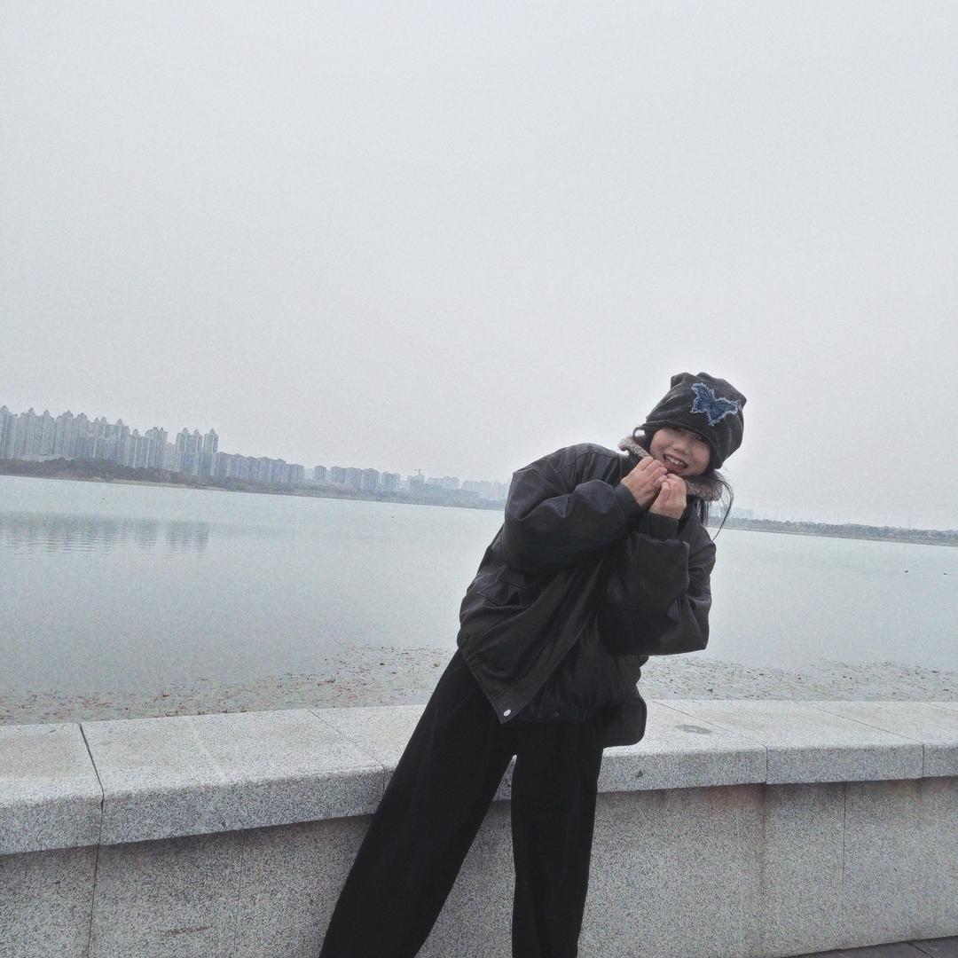丸子头姐姐.