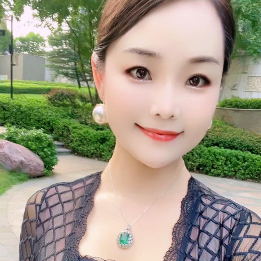 颂✈️幸福的曼姐