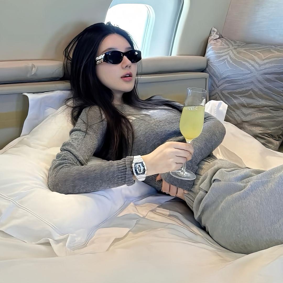 书允如✈️